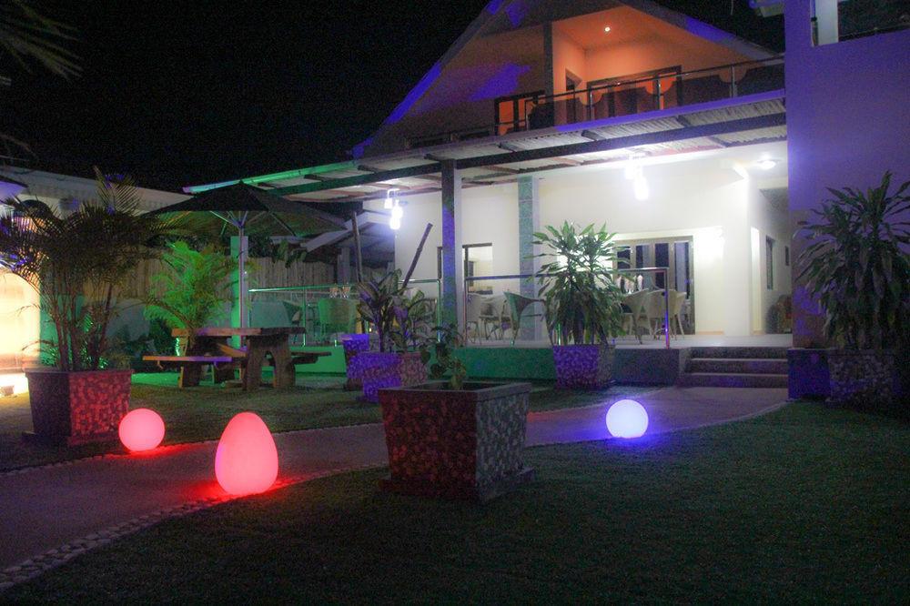 Chez Bea Luxury Villa Baie Sainte Anne Exterior photo