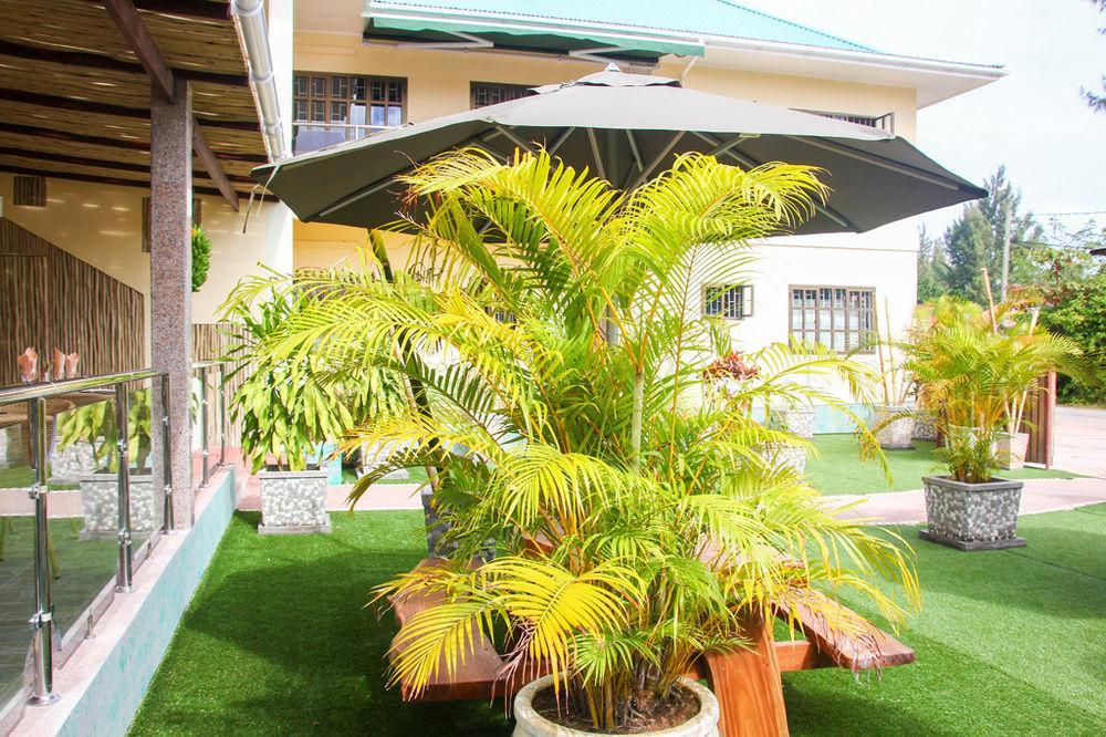 Chez Bea Luxury Villa Baie Sainte Anne Exterior photo